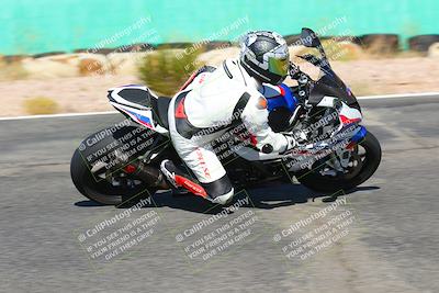 media/Oct-15-2022-TrackXperience (Sat) [[8f70b8b0be]]/Group 2/session 2 turn 3 and 4/